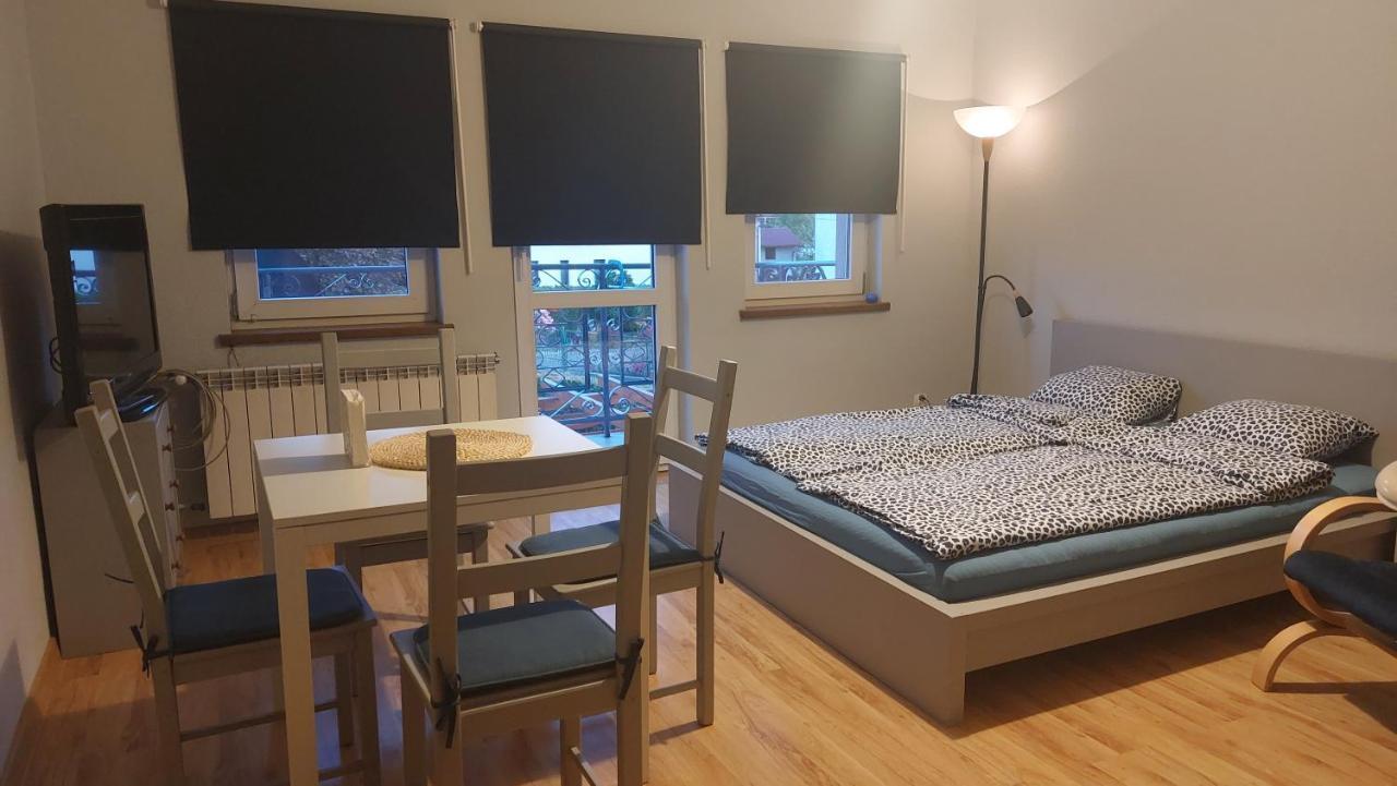 Apartament Polna Zator Apartment Екстериор снимка
